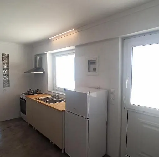 Sun Meets Sea Apartment Athanion